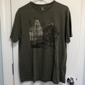 Gap Men’s short sleeved graphic tee